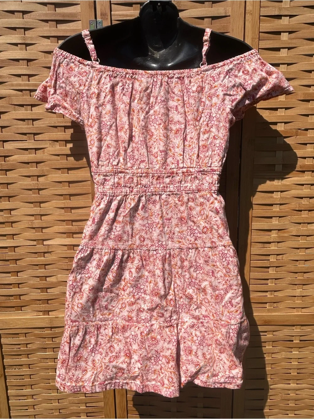 🔥3/$8-Old Navy Pink Paisley Off-Shoulder Tiered dress